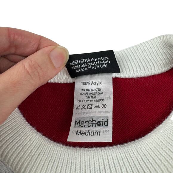 Harry Potter Knitted Pullover Sweater Gryffindor Seal Crest Sweater M - Picture 8 of 8